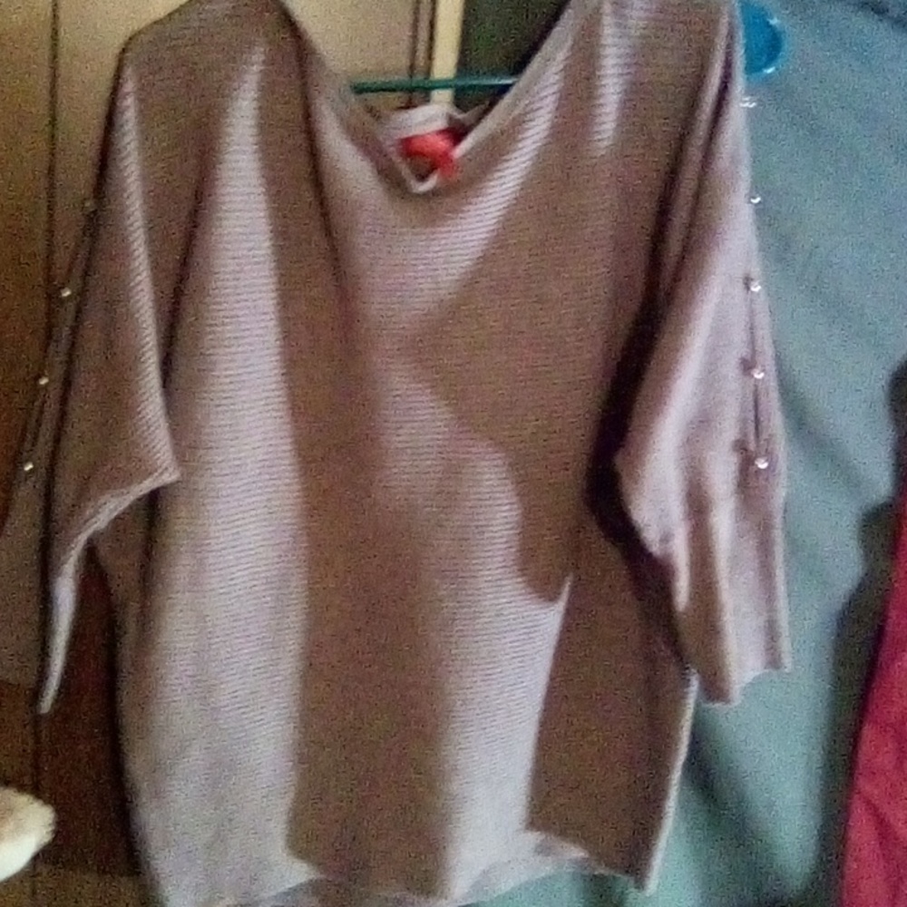 Jennifer Lopez sweater
